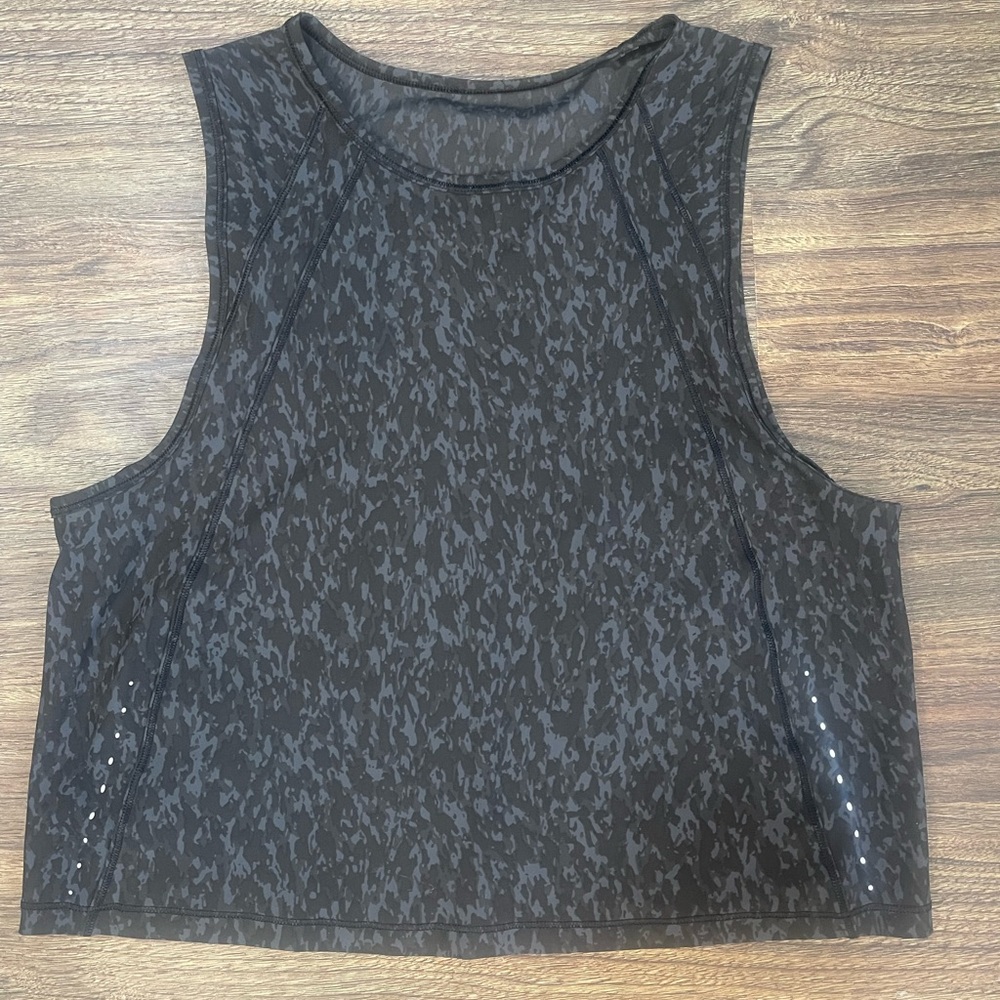Lululemon sculpt crop tank camo/grey size 4